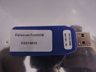 DS014010 fontUSB
